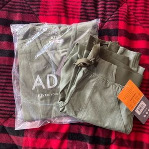 NWT Women’s Green Adar scrubs